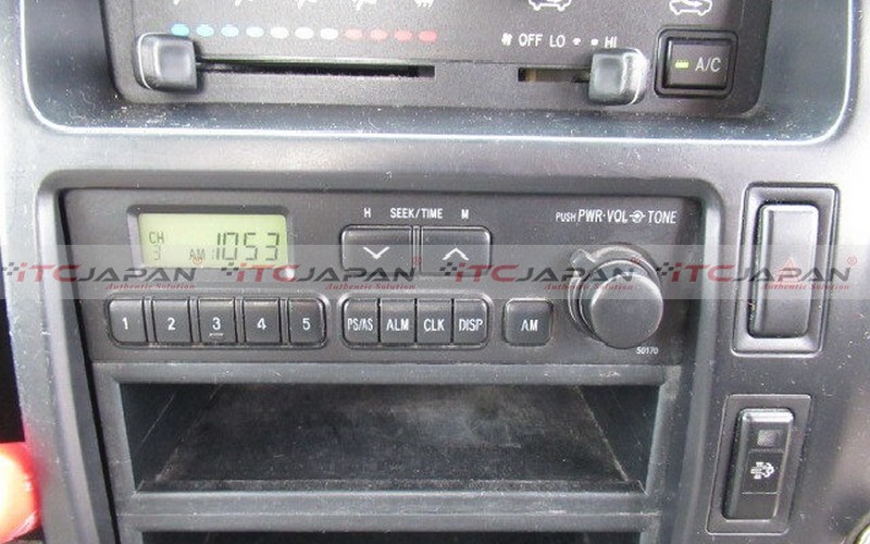 HINO DUTRO (2003)