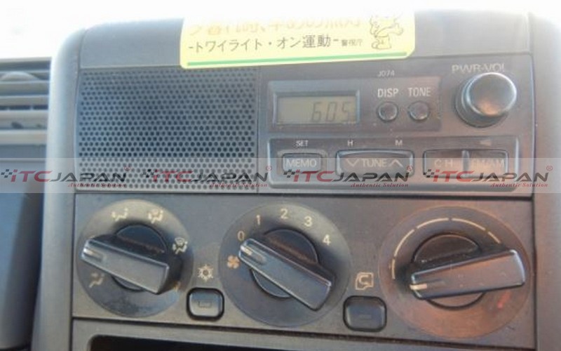MITSUBISHI CANTER (1996)