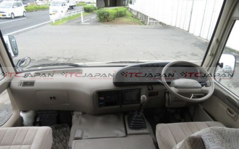 TOYOTA COASTER (1999)