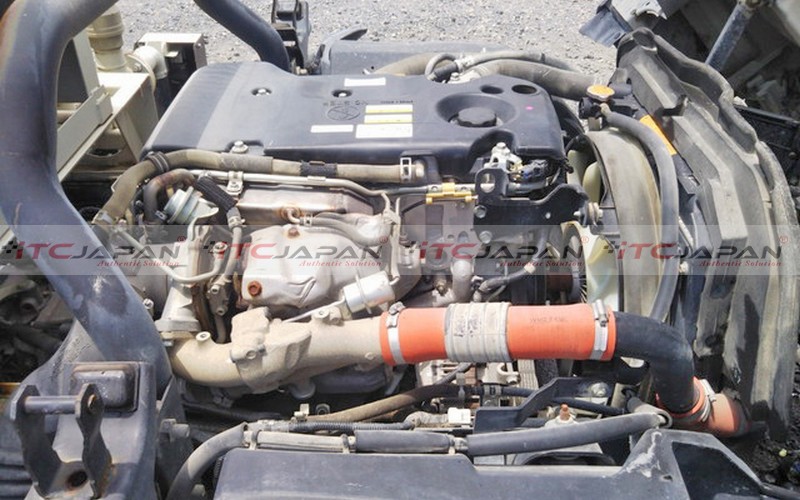 ISUZU Elf SPRINKLER TRUCK (2014)