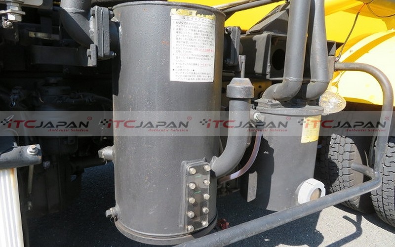HINO DUTRO VACUUM DUMPER (2006)