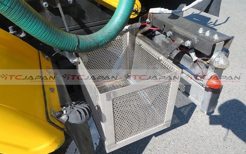 HINO DUTRO VACUUM DUMPER (2006)