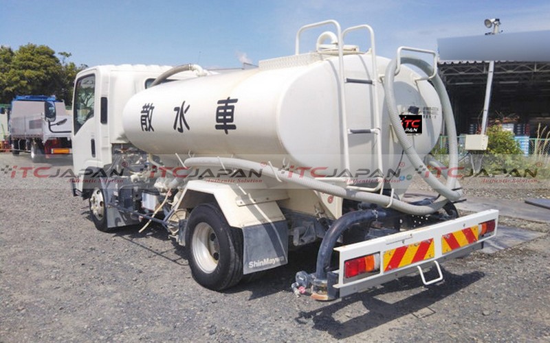 ISUZU Elf SPRINKLER TRUCK (2014)
