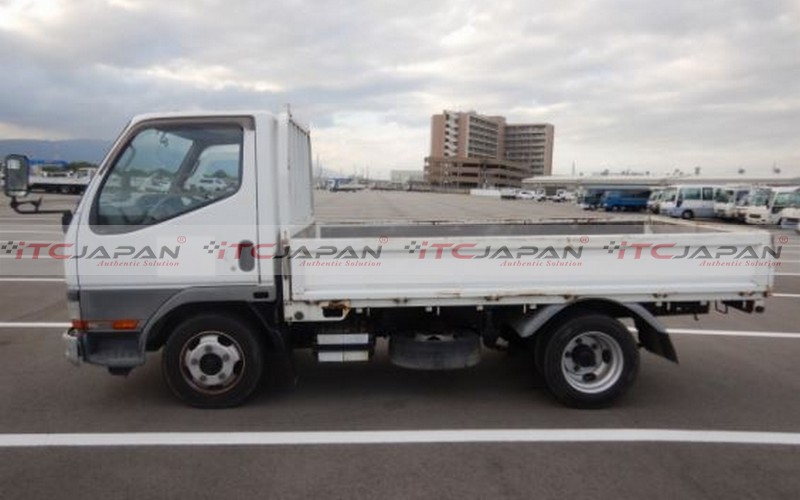 MITSUBISHI CANTER (1996)