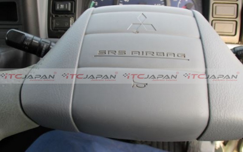 MITSUBISHI CANTER (2006)