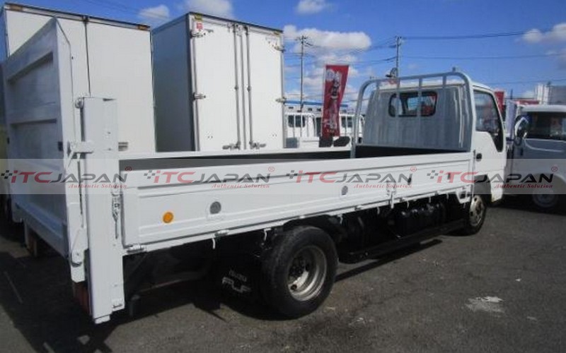 ISUZU ELF (2006)