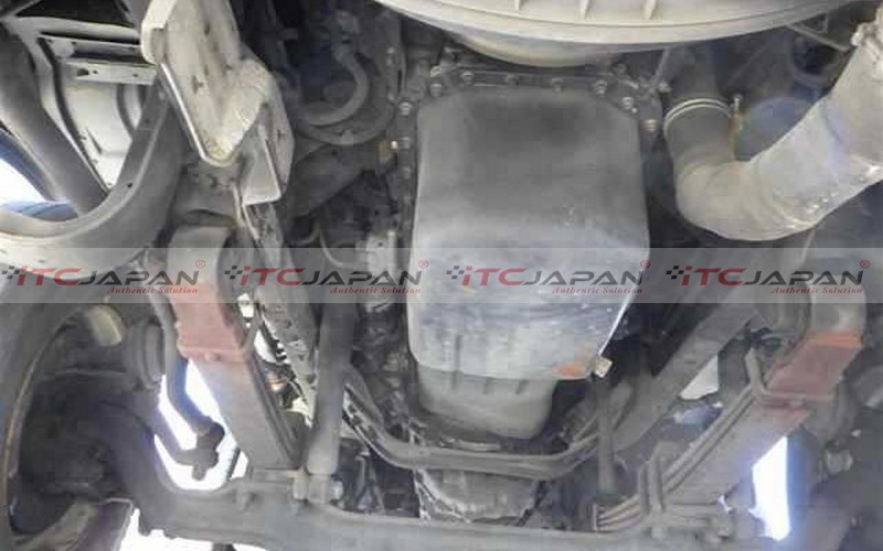 MITSUBISHI SUPER GREAT (2003)