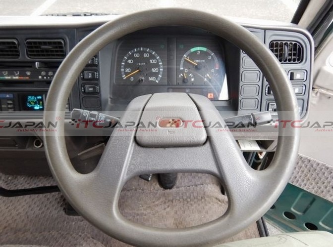MITSUBISHI ROSA (1997)