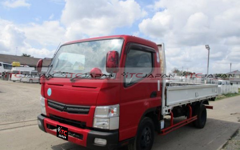 MITSUBISHI CANTER (2012)
