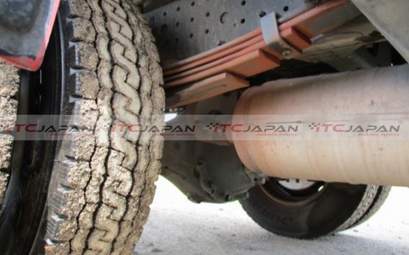 MITSUBISHI CANTER (2012)
